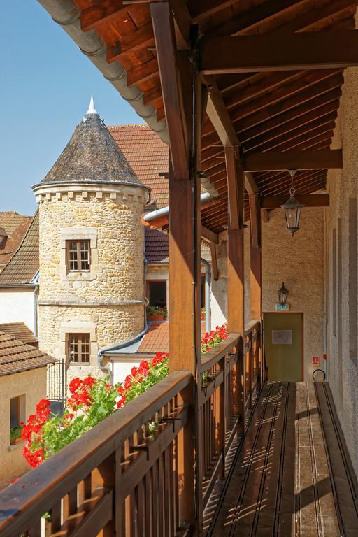 Logis Des Trois Maures Hotel Couches Bagian luar foto